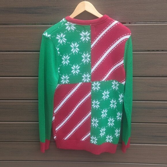 Urban Heritage Red & Green Christmas Sweater with Gold Bow - Size S/M BNWOT - Picture 6 of 7